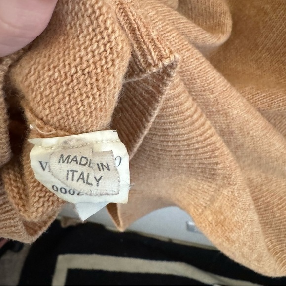 Vintage Valentino Studio tan pure wool knit sweater size extra large - Picture 9 of 10